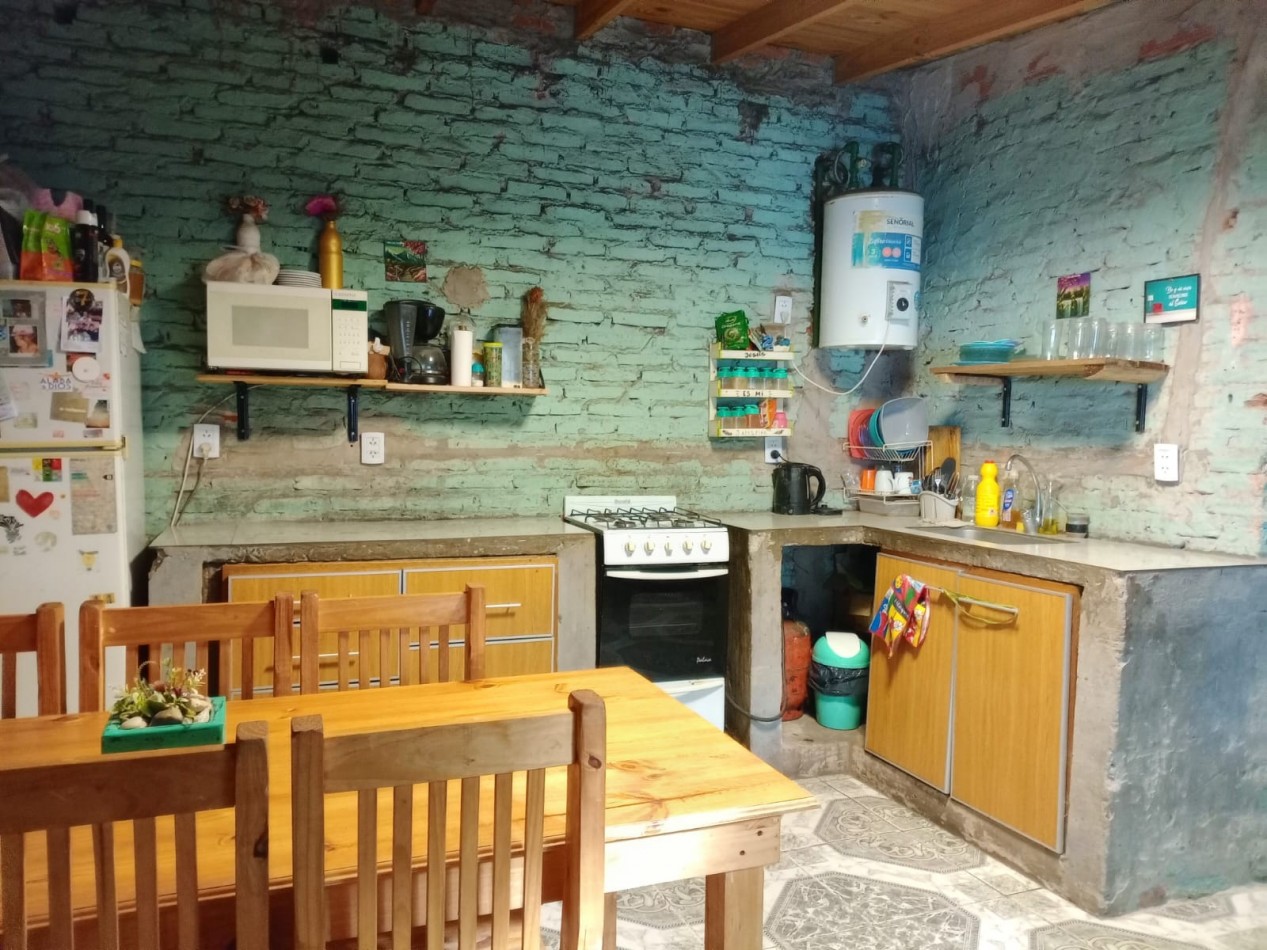 CASA 3 AMBIENTES EN GONZALEZ CATAN 