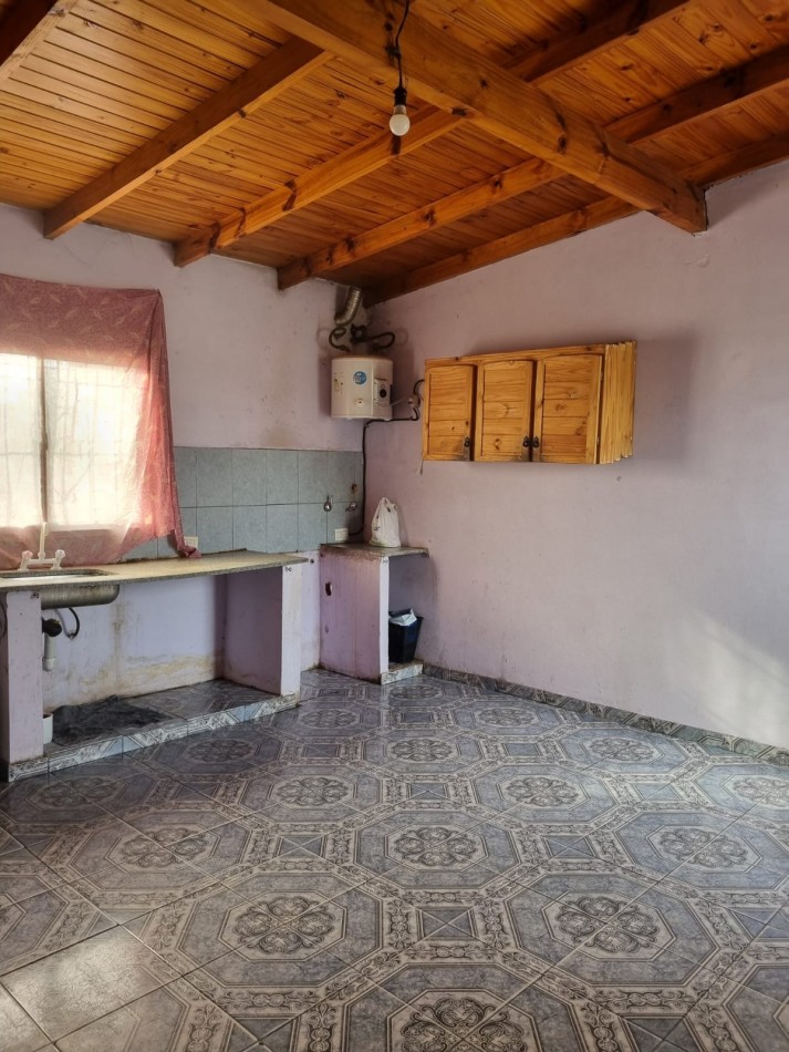 CASA CON TRES PH INTEGRADOS EN GONZALEZ CATAN 