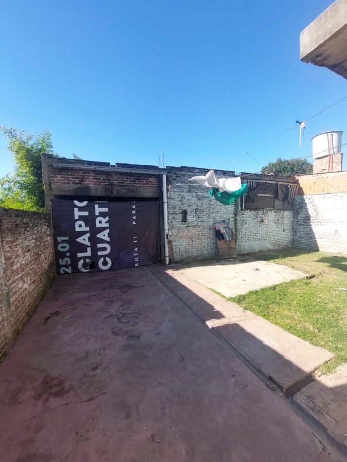 CASA EN DOS PHs Y UN GALPON EN GONZALEZ CATAN