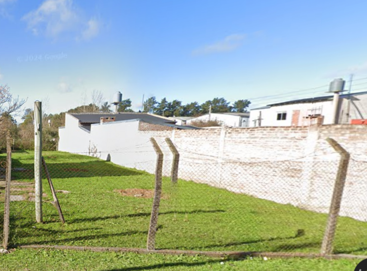 IMPORTANTE LOTE EN PONTEVEDRA