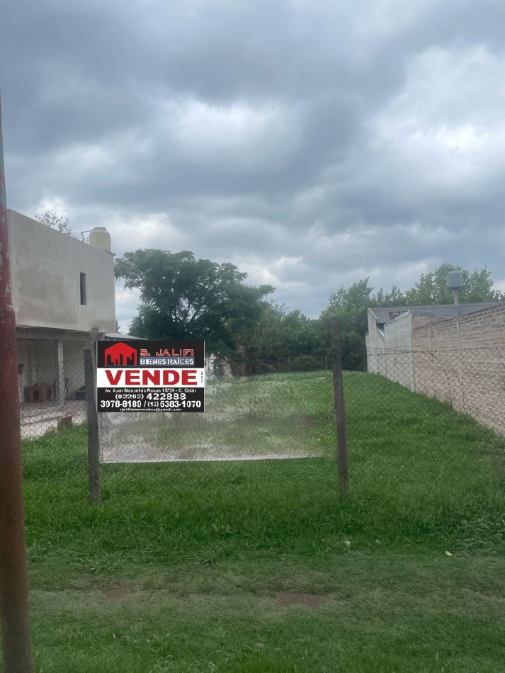 IMPORTANTE LOTE EN PONTEVEDRA