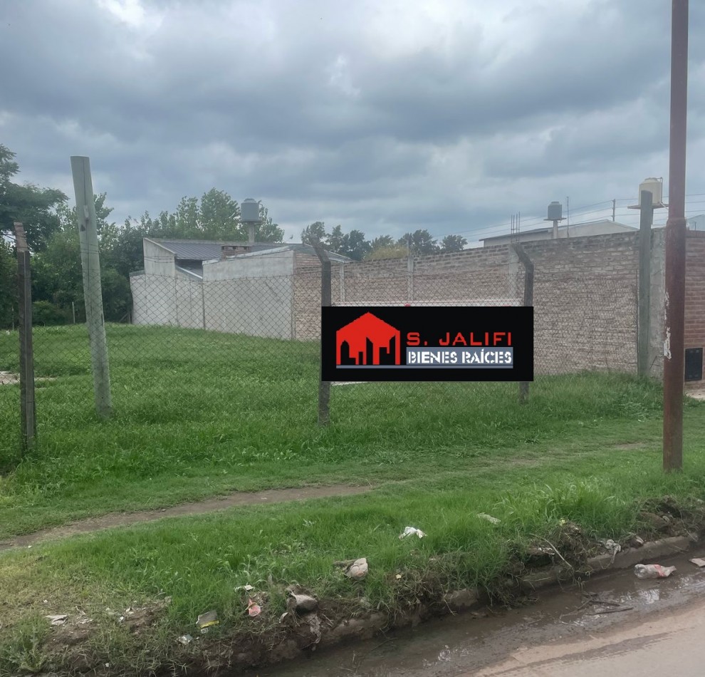 IMPORTANTE LOTE EN PONTEVEDRA