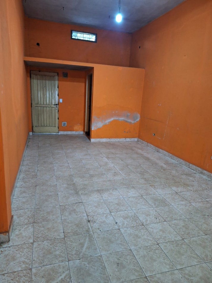 Local Comercial de 10 x 3.30 mtrs