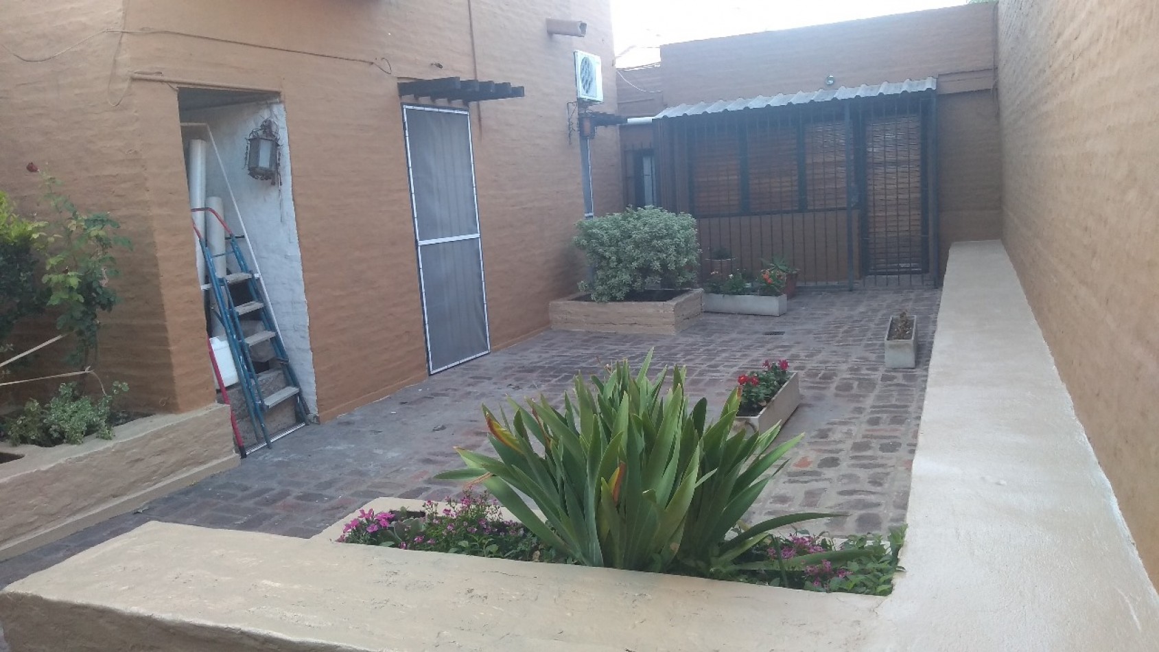 PROPIEDAD MULTIFAMILIAR