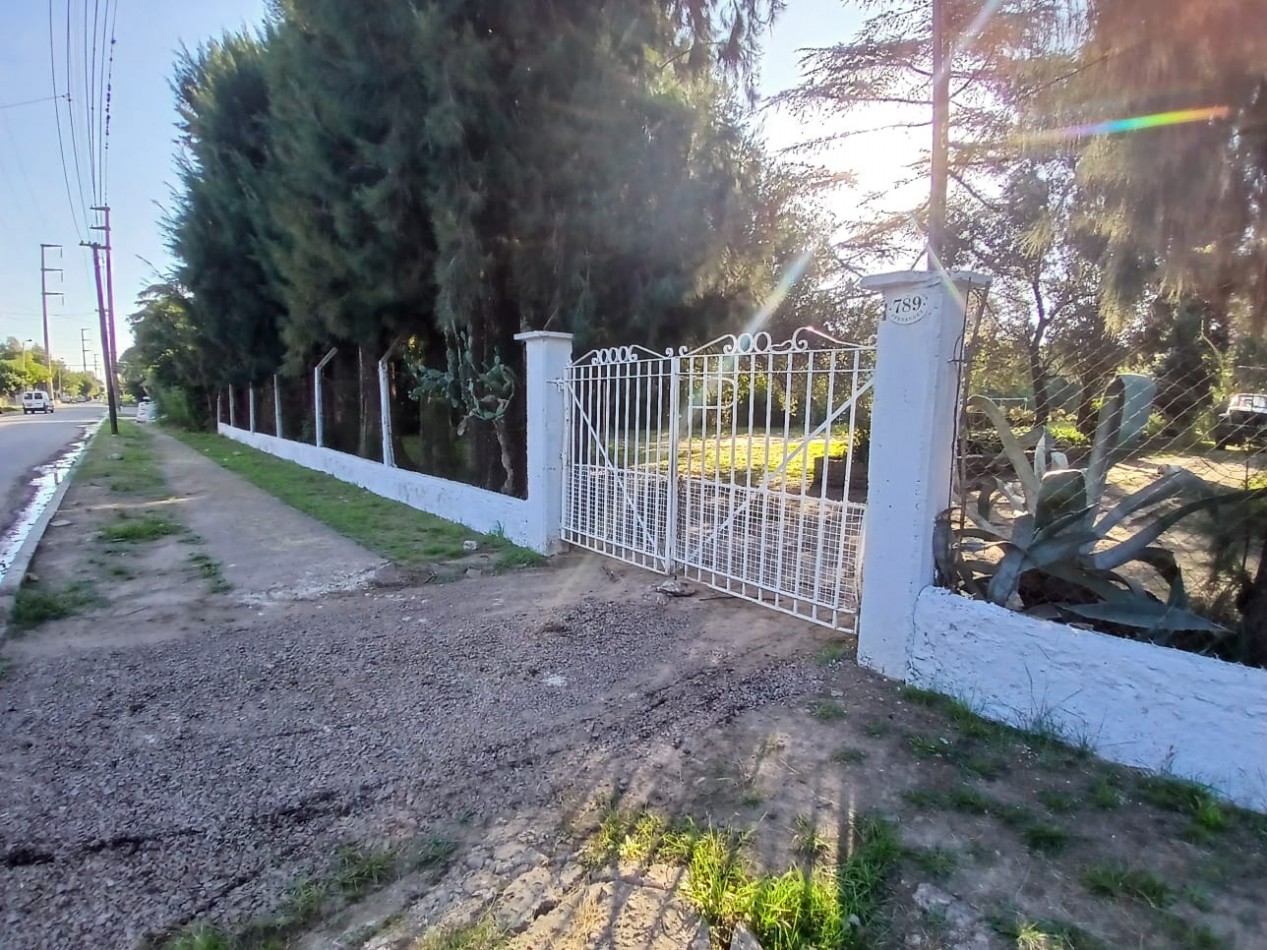 VENTA CASA QUINTA GONZALEZ CATAN