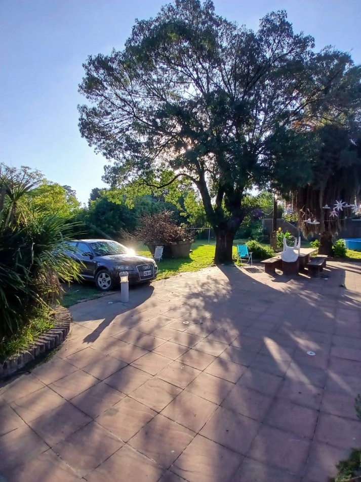 VENTA CASA QUINTA GONZALEZ CATAN