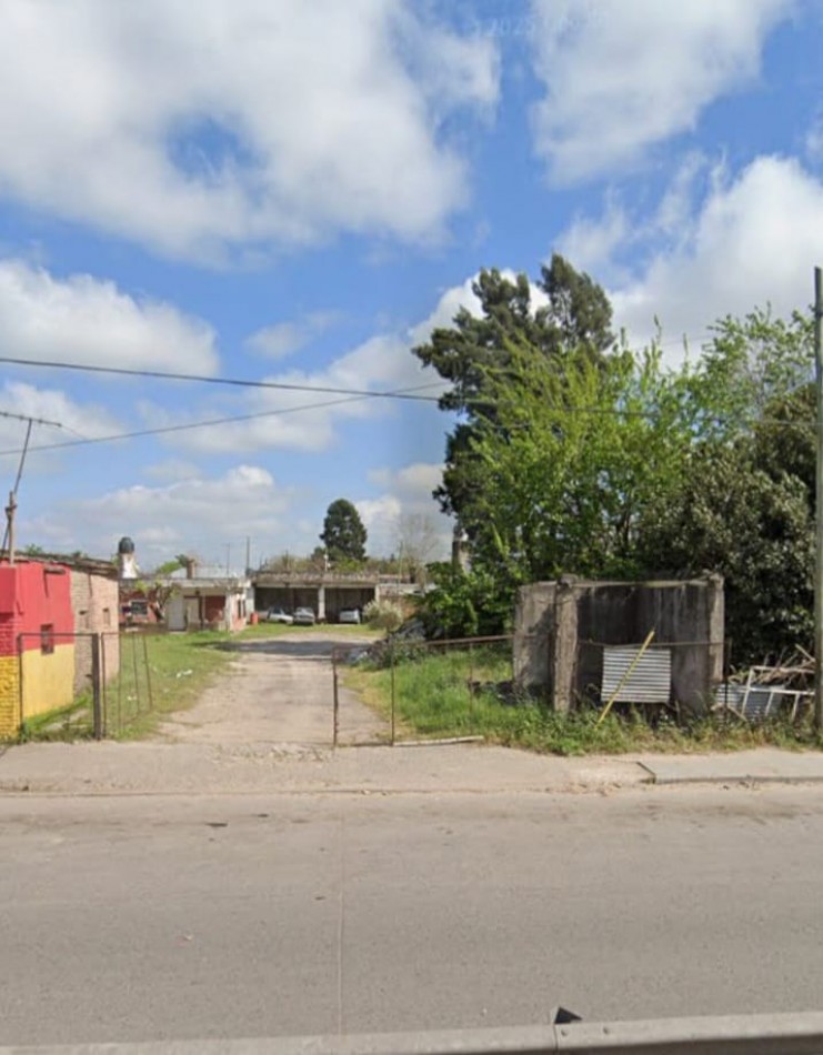 LOTE EN VIRREY DEL PINO