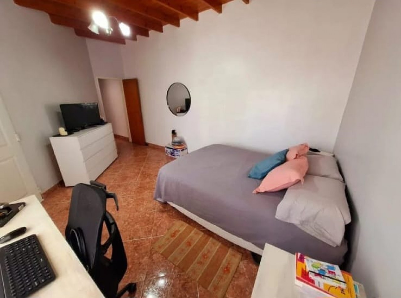 Importante Propiedad, Centro De Gonzalez Catan