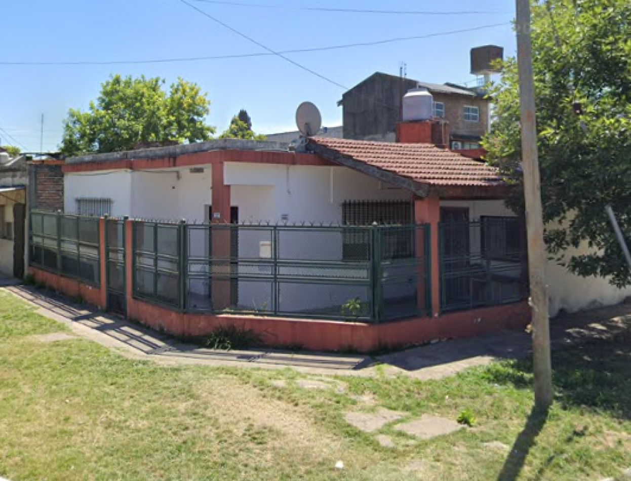CASA EN GONZALEZ CATAN