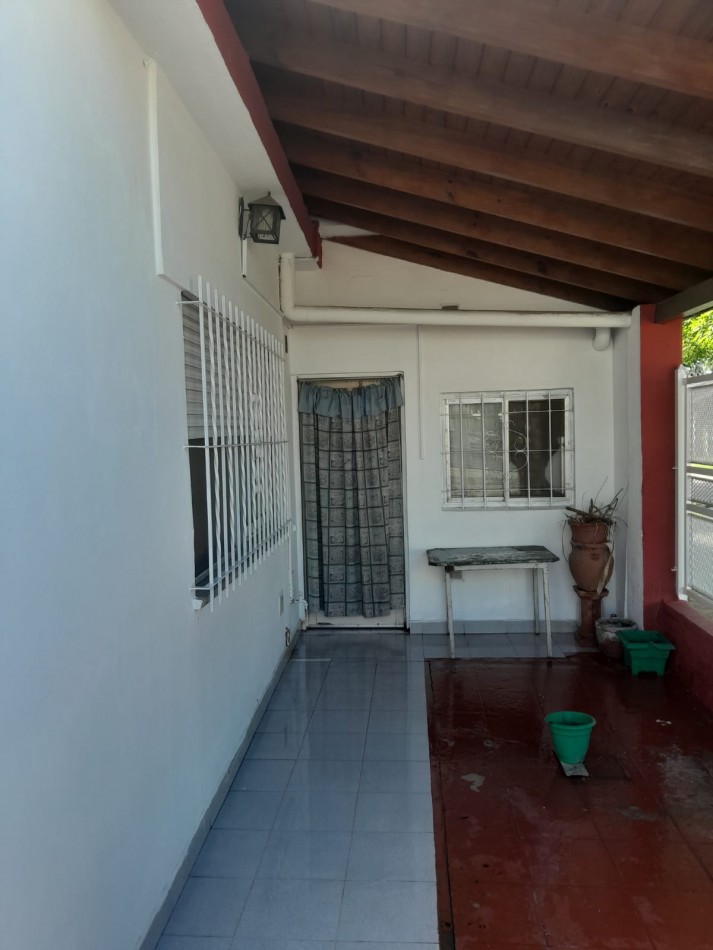 CASA EN GONZALEZ CATAN