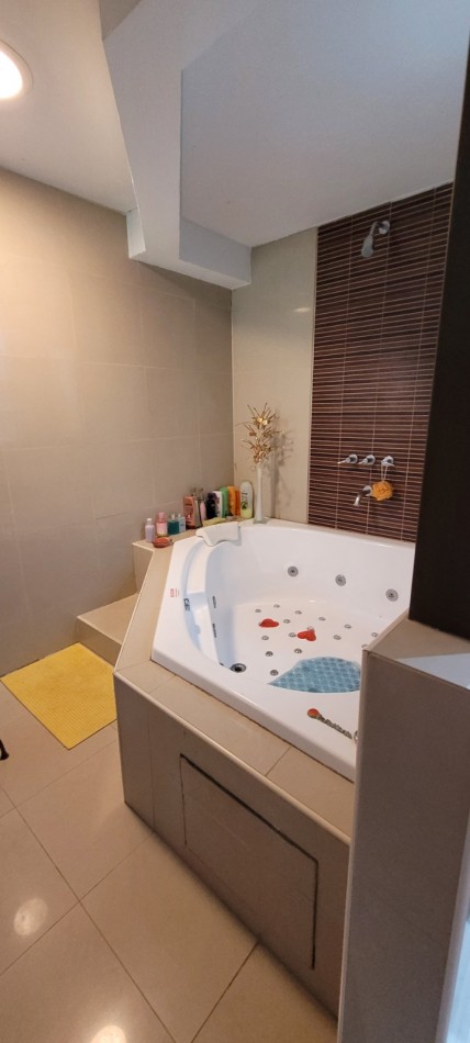 HERMOSA CASA EN CLUB DE CAMPO LAS PERDICES 