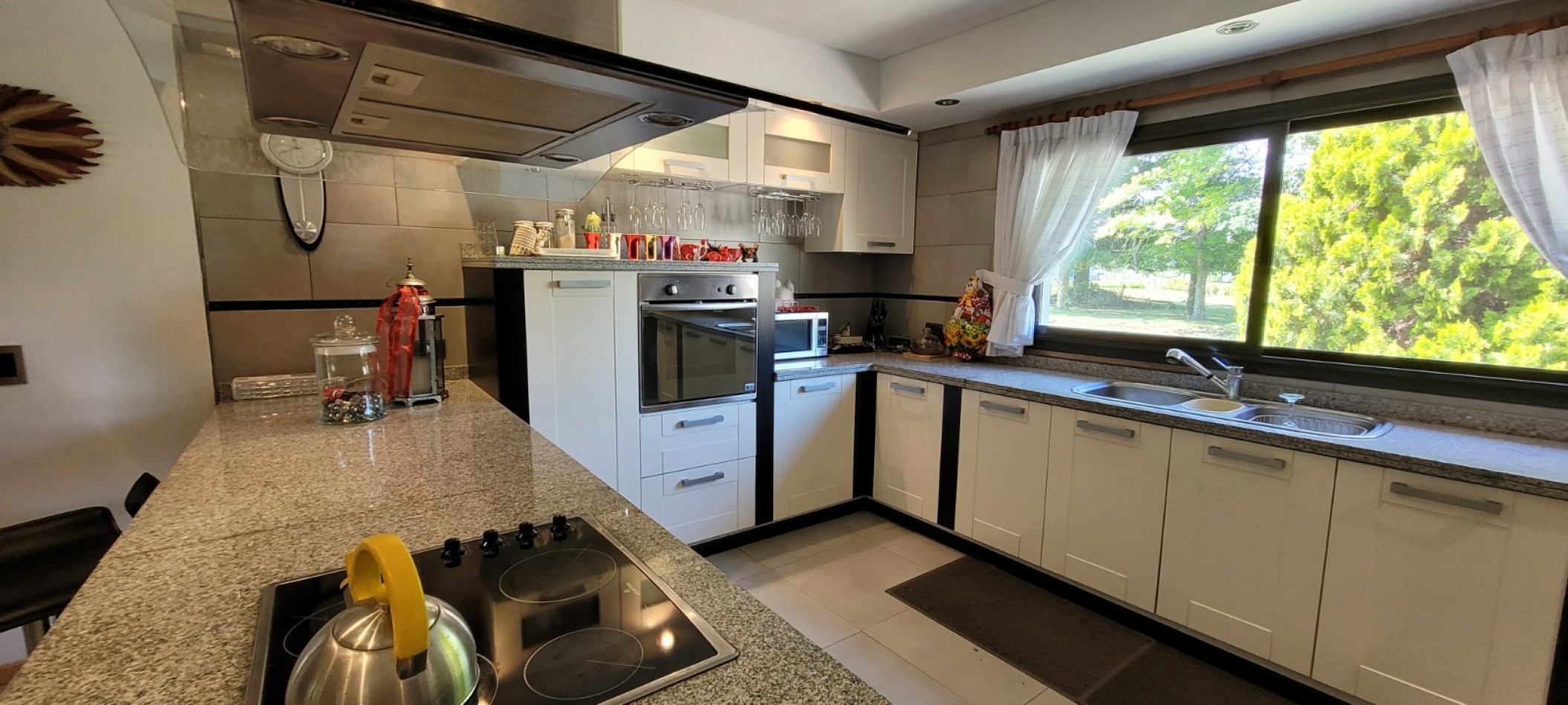 HERMOSA CASA EN CLUB DE CAMPO LAS PERDICES 