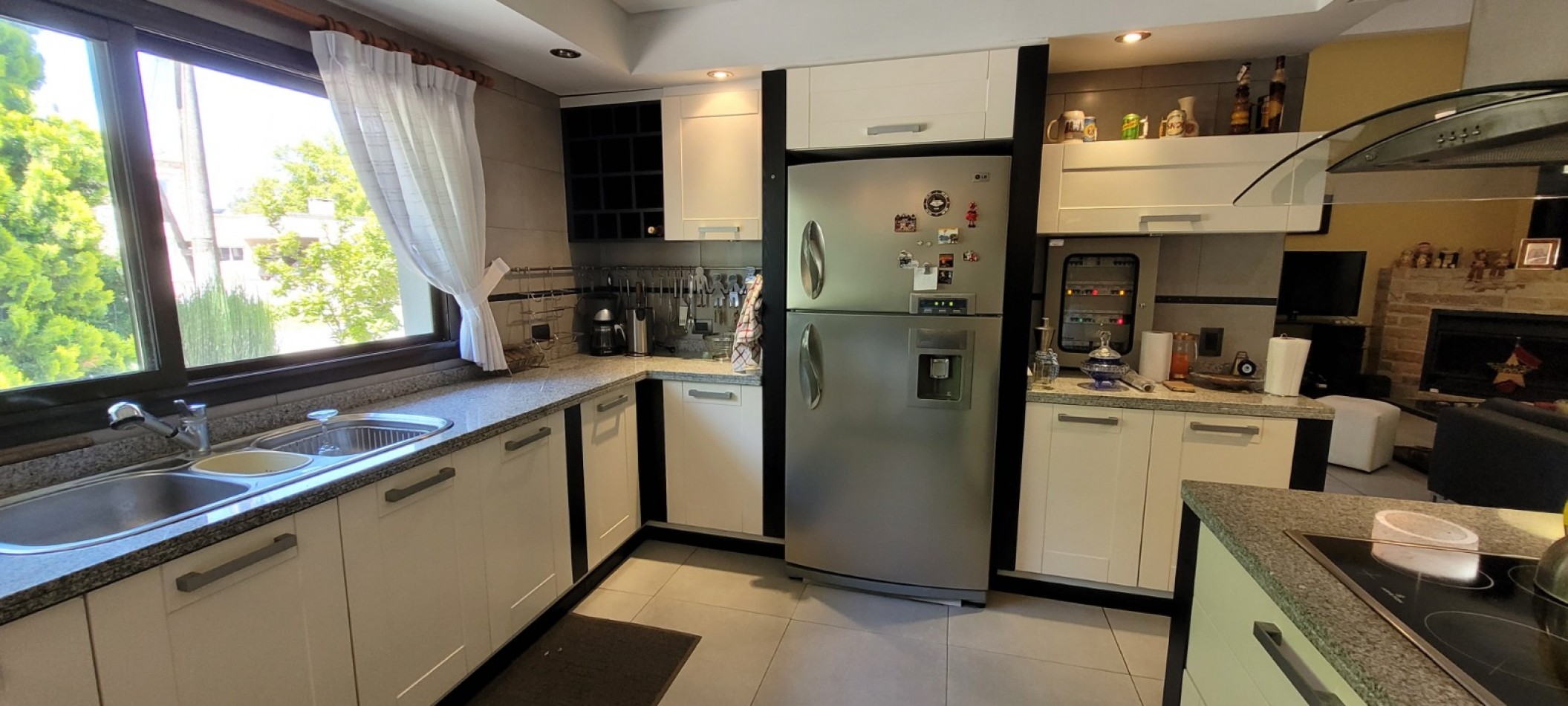 HERMOSA CASA EN CLUB DE CAMPO LAS PERDICES 