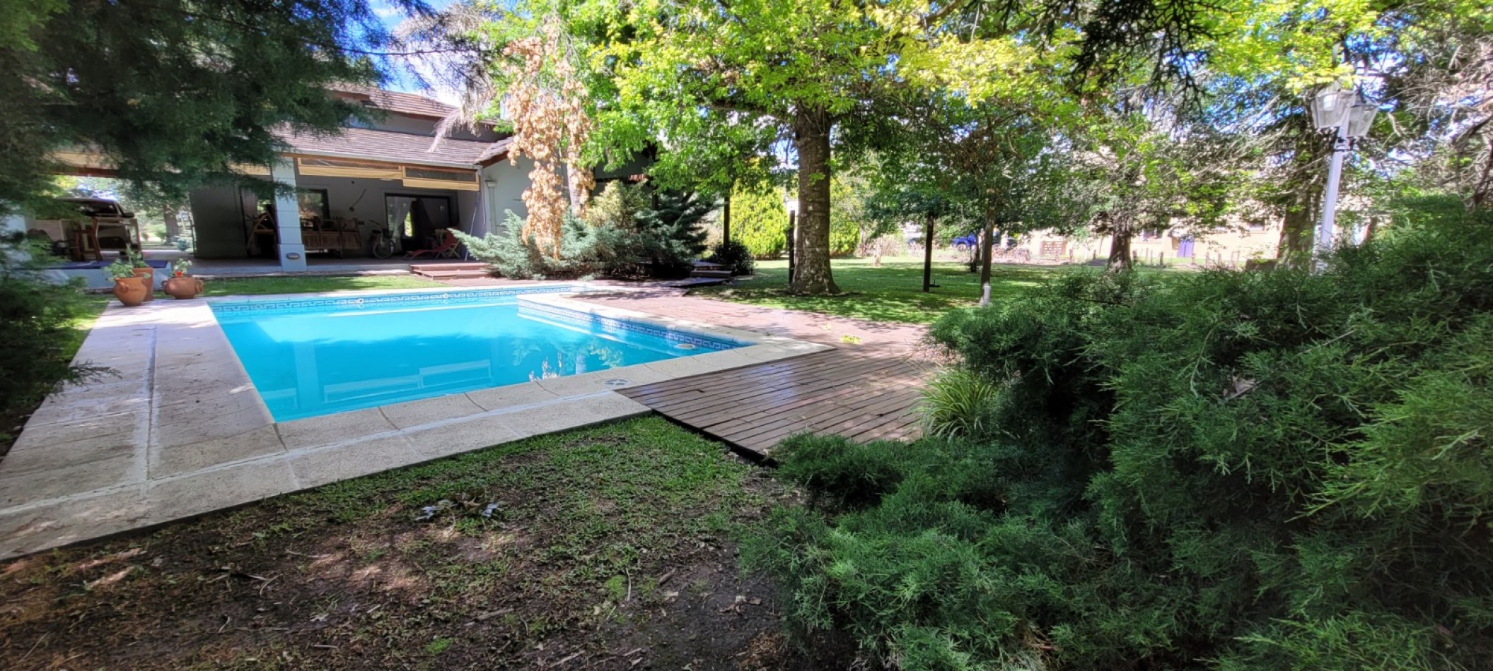 HERMOSA CASA EN CLUB DE CAMPO LAS PERDICES 