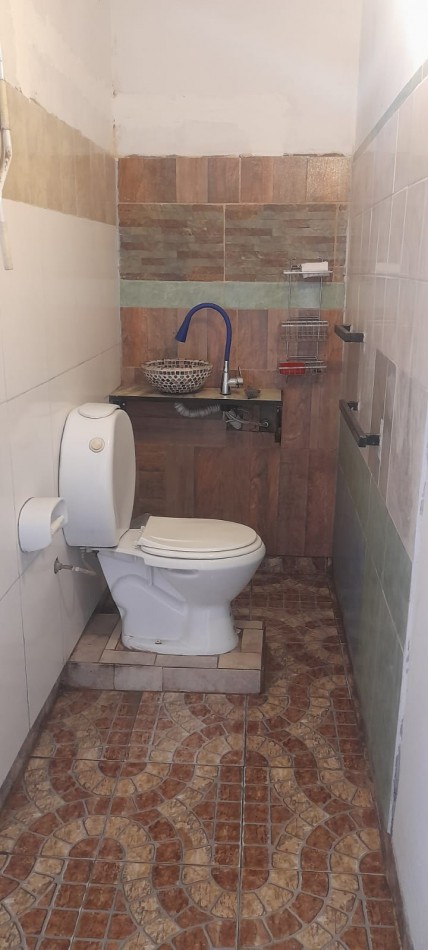 LOCAL COMERCIAL EN GONZALEZ CATAN