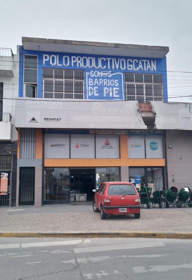 GALPON/SALON EN PRIMER PISO