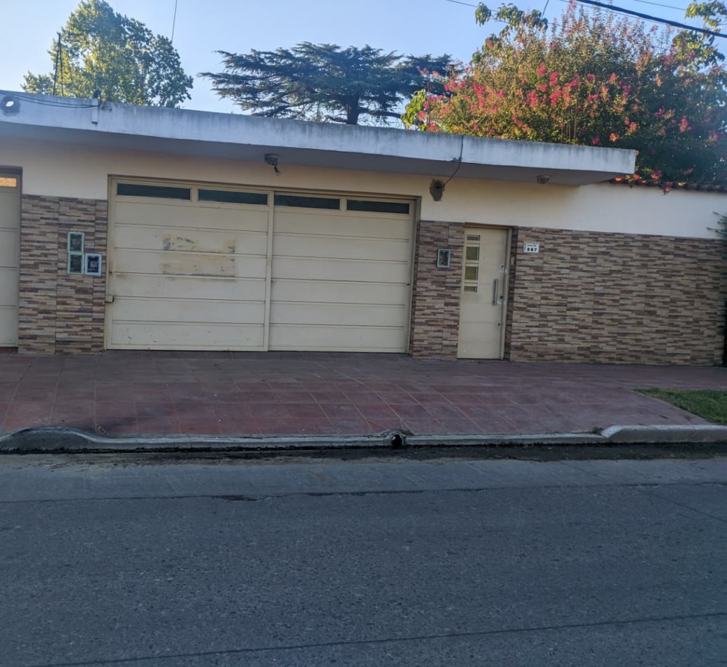 LOCAL EN ALQUILER- GONZALEZ CATAN