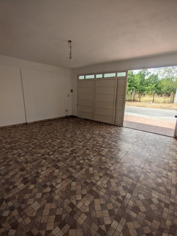 LOCAL EN ALQUILER- GONZALEZ CATAN