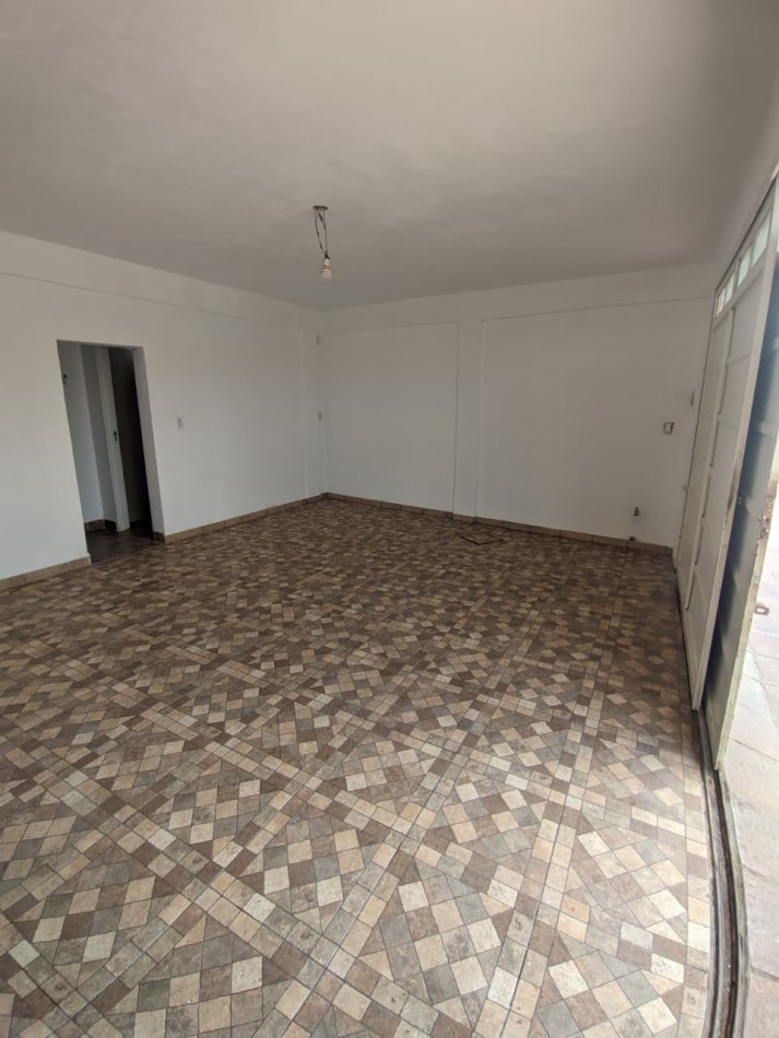 LOCAL EN ALQUILER- GONZALEZ CATAN