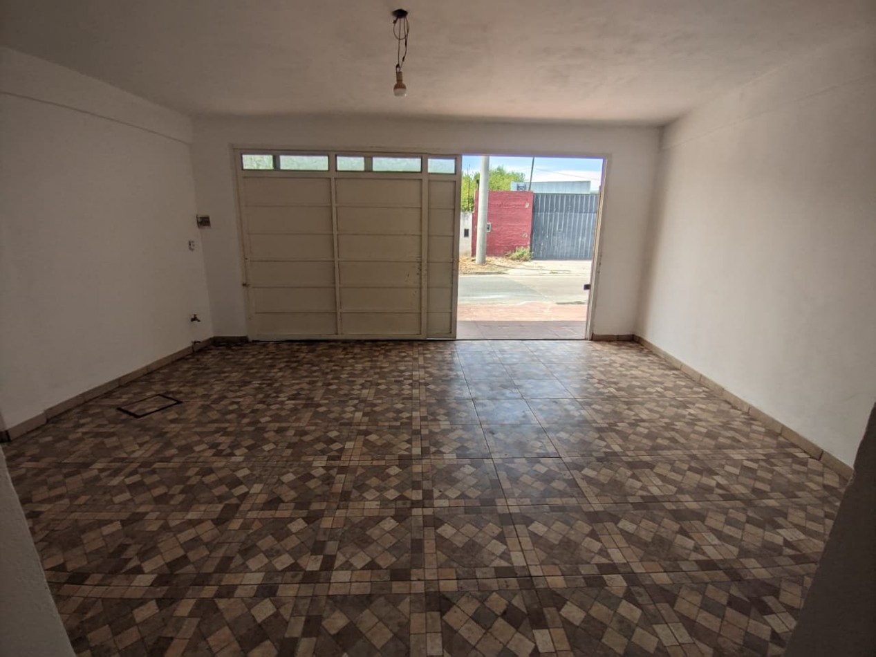 LOCAL EN ALQUILER- GONZALEZ CATAN