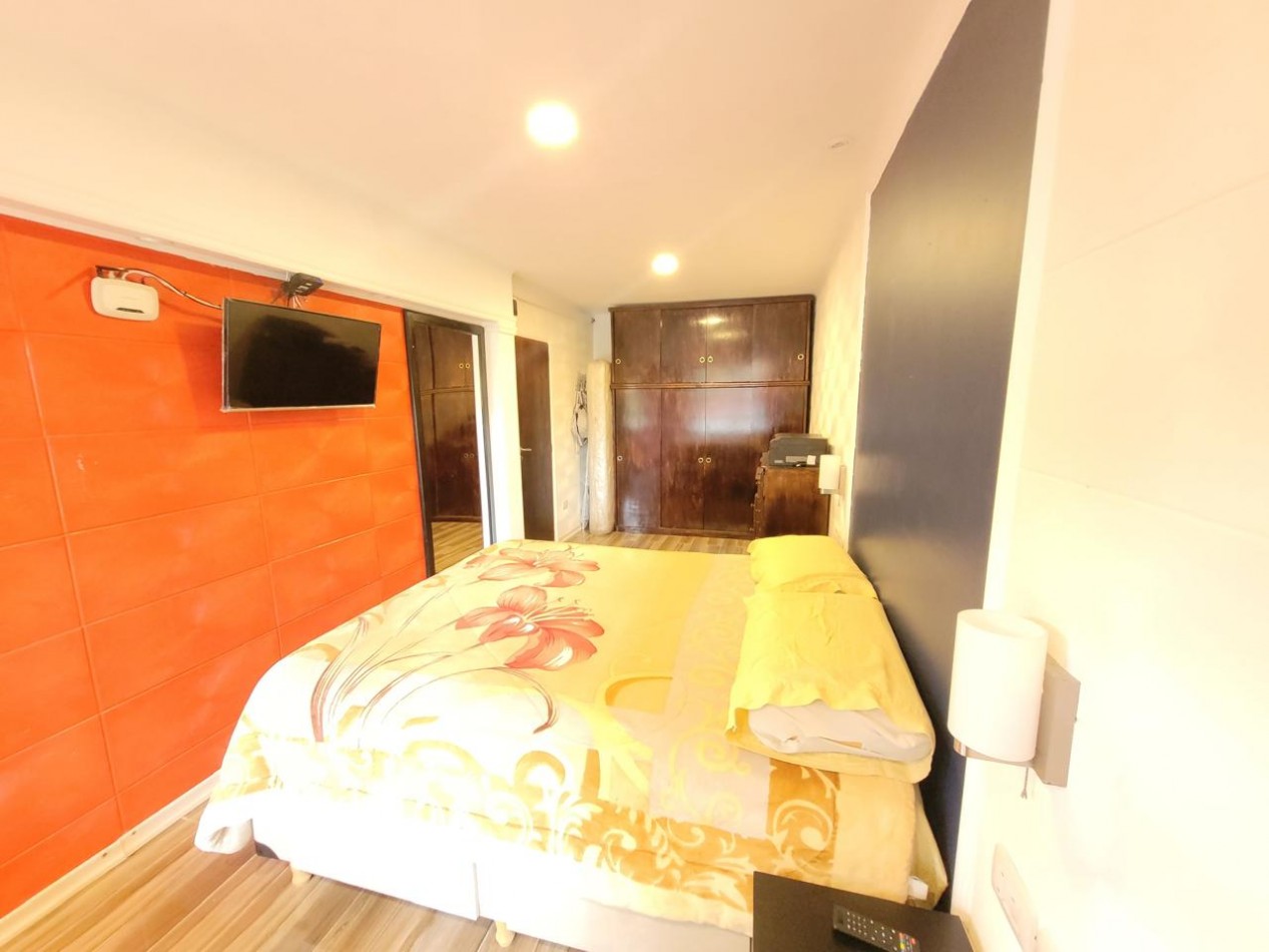 HERMOSA CASA EN CAÑUELAS