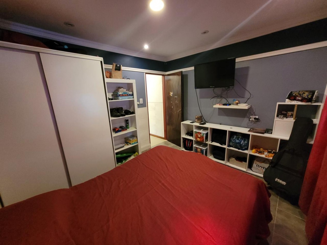 HERMOSA CASA EN CAÑUELAS