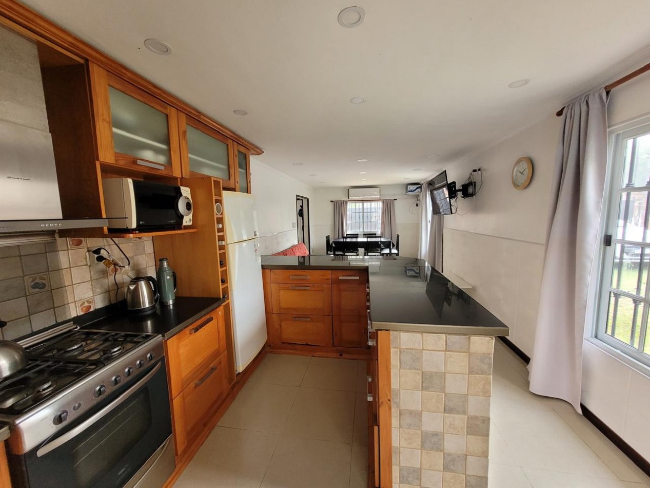 HERMOSA CASA EN CAÑUELAS