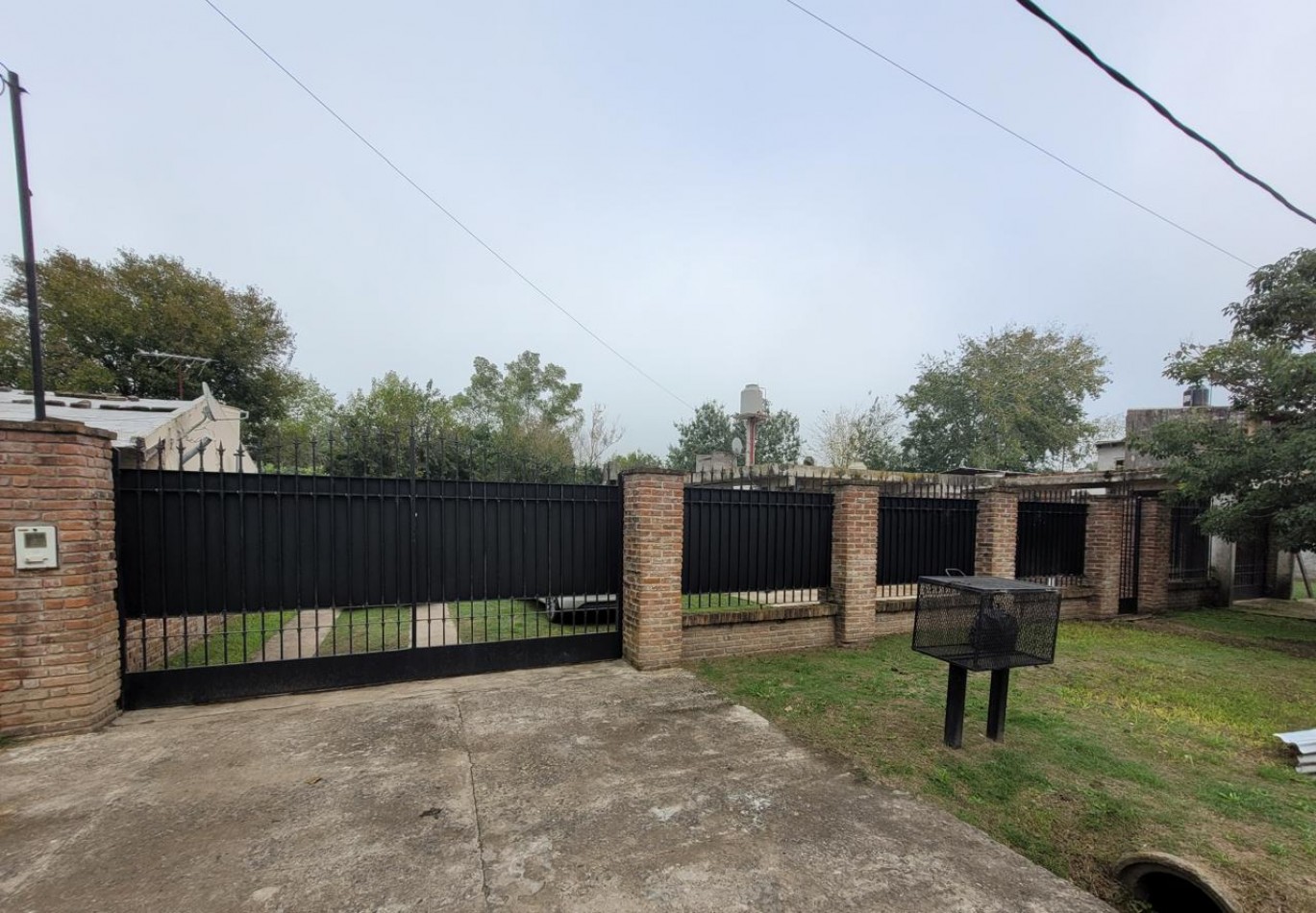 HERMOSA CASA EN CAÑUELAS