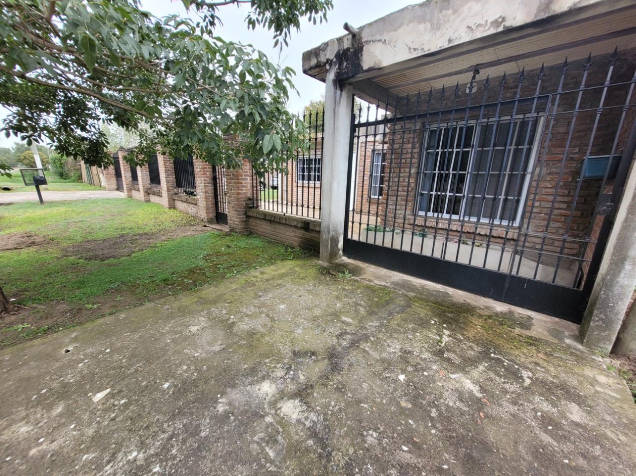 HERMOSA CASA EN CAÑUELAS