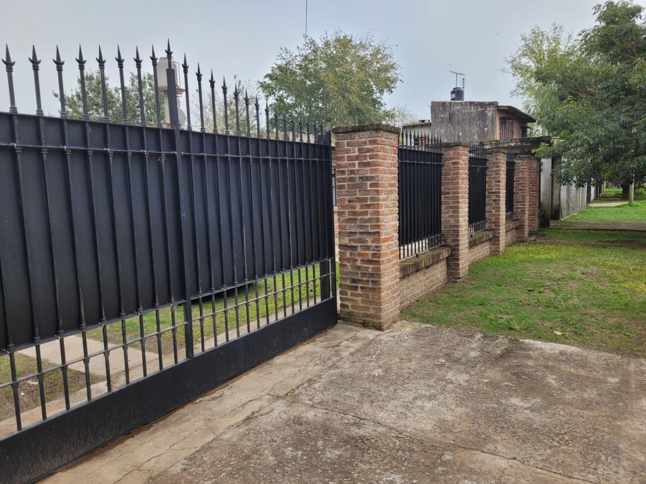 HERMOSA CASA EN CAÑUELAS