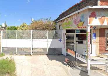 VENTA CASA MULTIFAMILIAR Y  LOCAL COMERCIAL  EN GONZALEZ CATAN