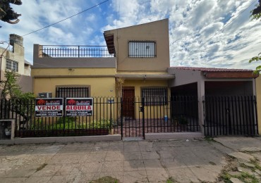 AMPLIA CASA EN GREGORIO DE LAFERRERE