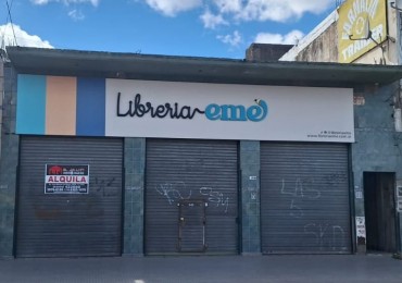 TRES LOCALES INTEGRADOS EN EL CENTRO DE GONZALEZ CATAN 