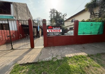 EXCELENTE CASA EN GONZALEZ CATAN 